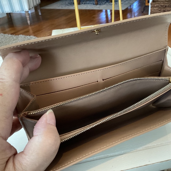 Louis Vuitton Vernis Tan Sarah Wallet - Picture 6 of 8